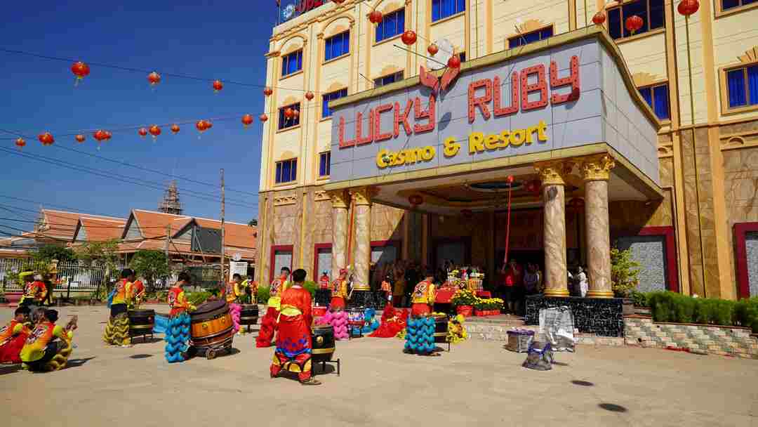 Tất cả các trò chơi cá cược hấp dẫn đều có mặt tại Lucky Ruby Border